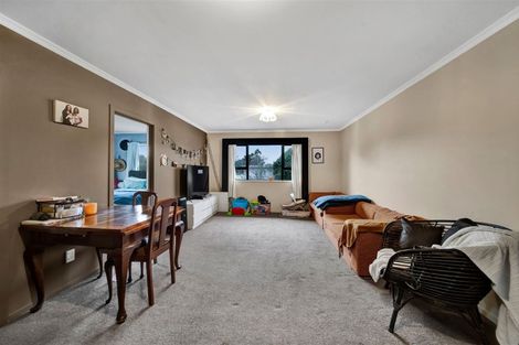 Photo of property in 30 Cameron Street, Hawera, 4610