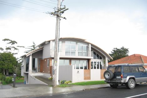 Photo of property in 38 Marine Parade, Mellons Bay, Auckland, 2014
