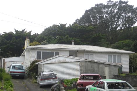 Photo of property in 15 Simons Street, Moturoa, New Plymouth, 4310