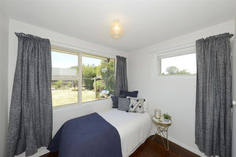 Photo of property in 138 Grimseys Road, Redwood, Christchurch, 8051