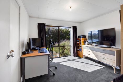 Photo of property in 189 Namu Road, Opunake, 4681