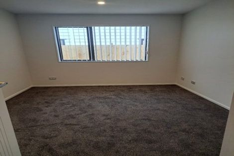 Photo of property in 20 Rorotu Avenue, Karaka, Papakura, 2113