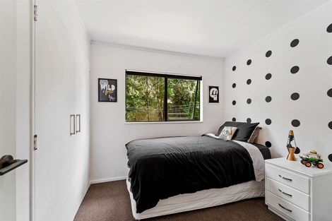 Photo of property in 27b Polkinghorne Drive, Manly, Whangaparaoa, 0930