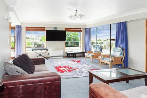 Photo of property in 12 Oakleigh Crescent, Oamaru North, Oamaru, 9400