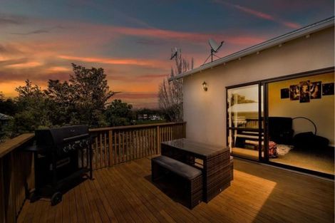 Photo of property in 28 Maratahu Street, Westown, New Plymouth, 4310