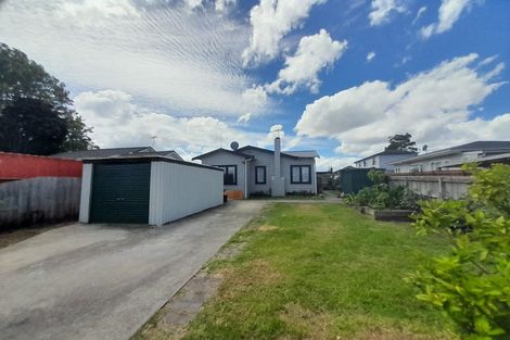 Photo of property in 18 Beihlers Road, Weymouth, Auckland, 2103