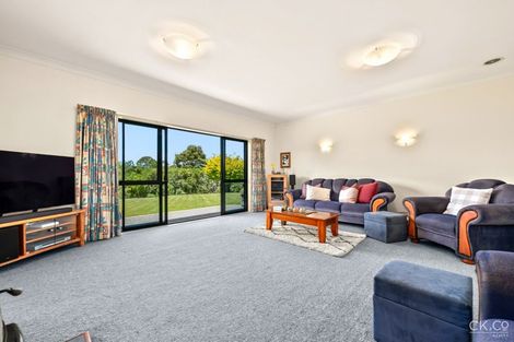 Photo of property in 8a Garrett Place, Riverstone Terraces, Upper Hutt, 5018