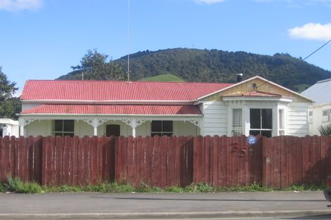 Photo of property in 35 King Street, Hikurangi, 0114