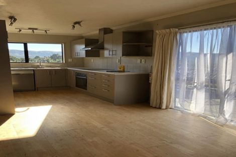 Photo of property in 15 Fenchurch Grove, Stokes Valley, Lower Hutt, 5019