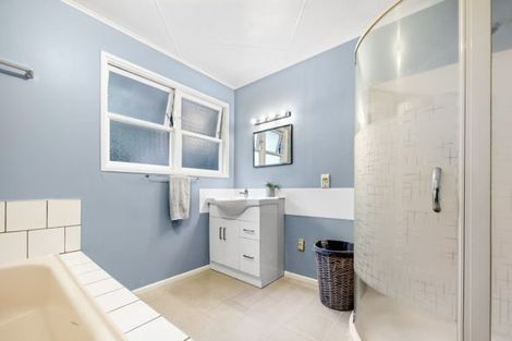 Photo of property in 41 Logie Street, Stokes Valley, Lower Hutt, 5019