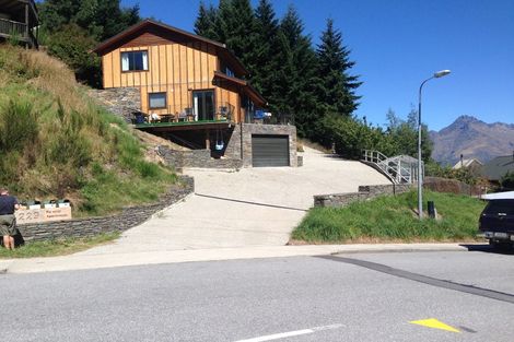 Photo of property in 229a Fernhill Road, Sunshine Bay, Queenstown, 9300