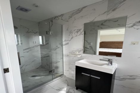 Photo of property in 1 Peony Mews, Oteha, Auckland, 0632