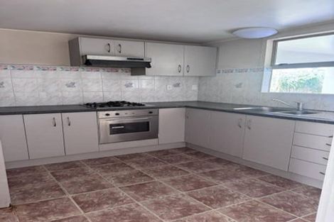 Photo of property in 66 Simmental Crescent, Somerville, Auckland, 2014