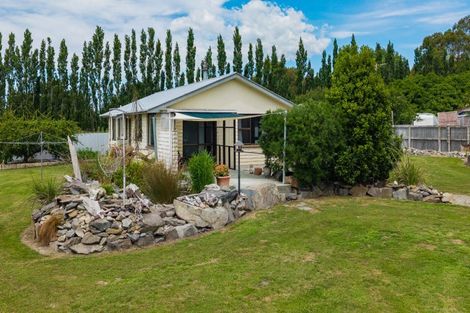 Photo of property in 2418 Waimate Highway, Makikihi, Waimate, 7980