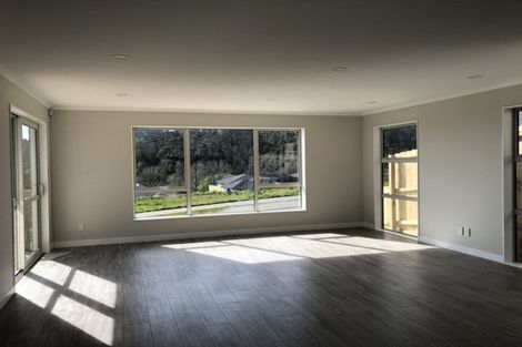 Photo of property in 78 Jeroboam Loop, Kumeu, 0810