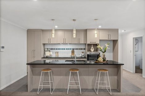 Photo of property in 129 Hillpark Drive, Pokeno, 2402