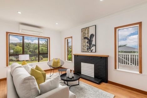 Photo of property in 1/10 Glen Road, Ranui, Auckland, 0612