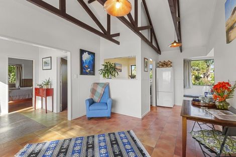 Photo of property in 33 Nihinihi Avenue, Raglan, 3225