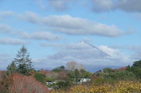 Photo of property in 10b Camden Street, Vogeltown, New Plymouth, 4310