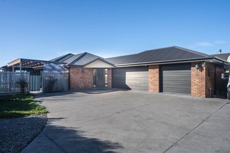 Photo of property in 18 Marlowe Place, Rolleston, 7614