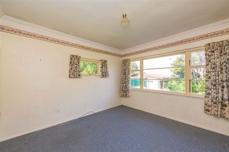 Photo of property in 32 Suther Street, Waverley, 4510