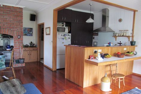 Photo of property in 11 Brook Street, Waiwhetu, Lower Hutt, 5010