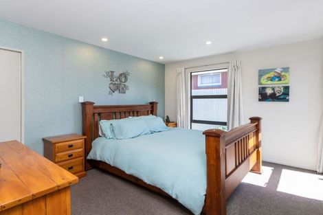 Photo of property in 93 Bickerton Street, Wainoni, Christchurch, 8061