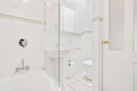 Photo of property in 49 Ohinerau Street, Remuera, Auckland, 1050