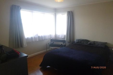 Photo of property in 7 Tatau Way, Te Atatu Peninsula, Auckland, 0610