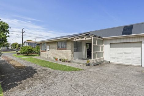 Photo of property in 5b Hua Street, Bell Block, New Plymouth, 4312