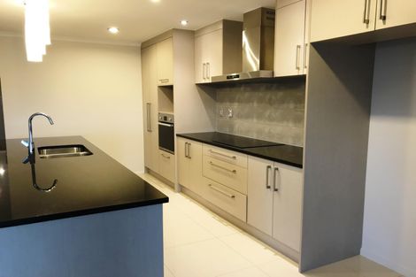 Photo of property in 17 Kilbryde Crescent, Pokeno, 2402