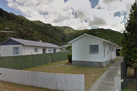 Photo of property in 5 Rakaia Grove, Wainuiomata, Lower Hutt, 5014
