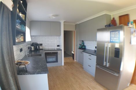 Photo of property in 15 Richardson Avenue, Pukekohe, 2120