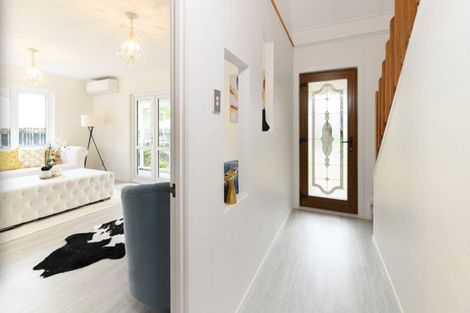 Photo of property in 12 Orinda Close, Botany Downs, Auckland, 2010