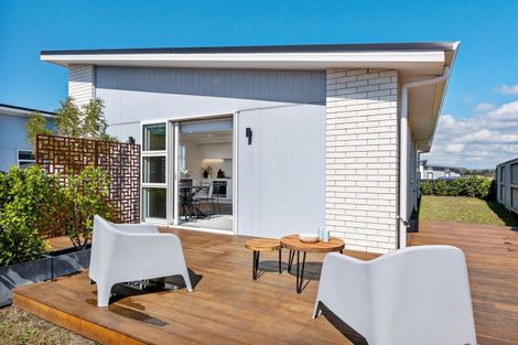 Photo of property in 18 Toi Place, Papamoa, 3118