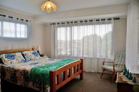 Photo of property in 30 Manaia View Road, One Tree Point, 0118