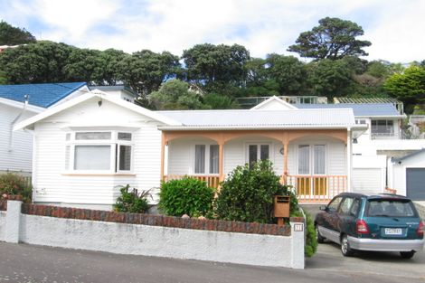 Photo of property in 21 Liffey Street, Island Bay, Wellington, 6023