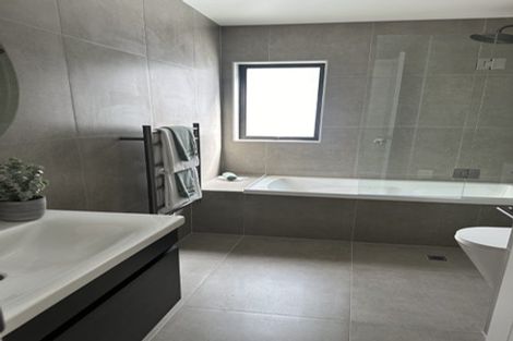 Photo of property in 4/10b Huka Road, Birkenhead, Auckland, 0626