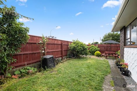 Photo of property in 4/2 Benzie Avenue, Elderslea, Upper Hutt, 5018