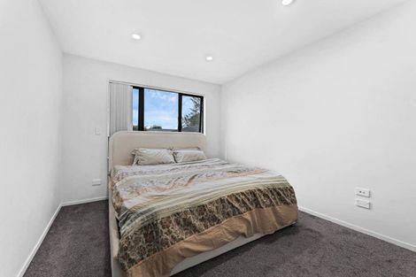 Photo of property in 10d Benton Place, Manurewa, Auckland, 2102