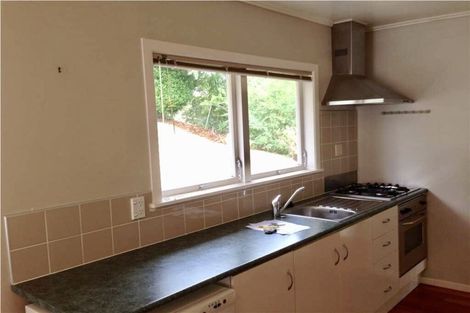 Photo of property in 19 Halberg Street, Glenfield, Auckland, 0629