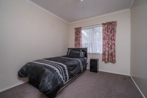 Photo of property in 27 Kiwi Esplanade, Mangere Bridge, Auckland, 2022