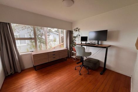 Photo of property in 2/110 Sylvan Avenue, Northcote, Auckland, 0627