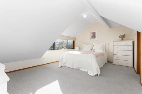 Photo of property in 22 Cochran Road, Oratia, Auckland, 0604