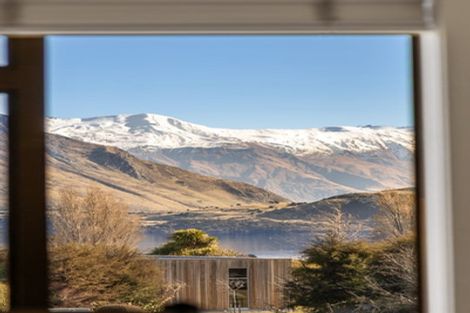 Photo of property in 261 Beacon Point Road, Wanaka, 9305