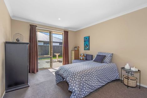 Photo of property in 7 Shield Place, Halswell, Christchurch, 8025