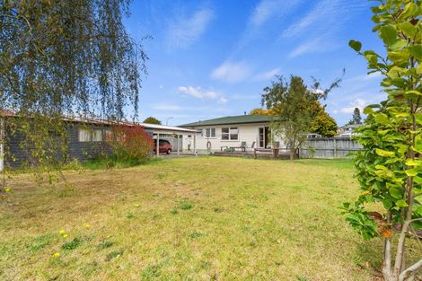 Photo of property in 74 Aberdeen Drive, Dinsdale, Hamilton, 3204