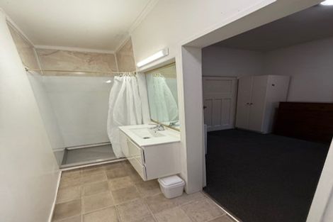 Photo of property in 327 Adelaide Road, Newtown, Wellington, 6021