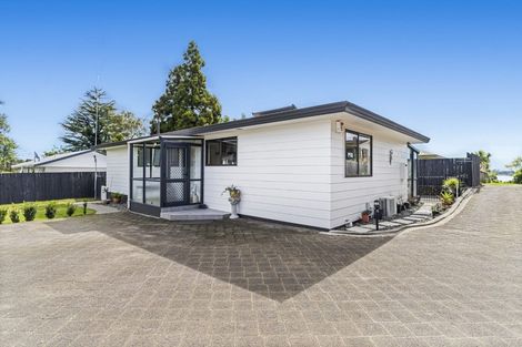 Photo of property in 19 Corinna Street, Welcome Bay, Tauranga, 3112