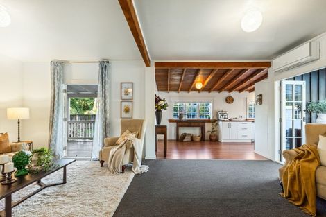 Photo of property in 16 Waitoki Road, Waitoki, Kaukapakapa, 0871